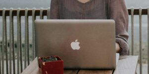 7 Awesome Digital Marketing LinkedIn Profiles to Learn From